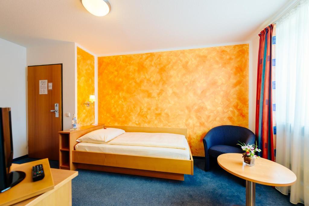 Hotel Graf Lehndorff Zur Messe Мюнхен Экстерьер фото
